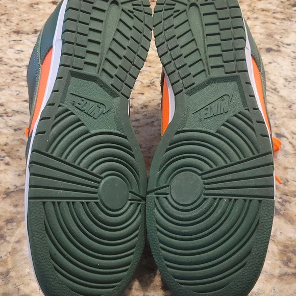 Nike Dunks Men's Orange and Green Size 11 - Picture 6 of 6